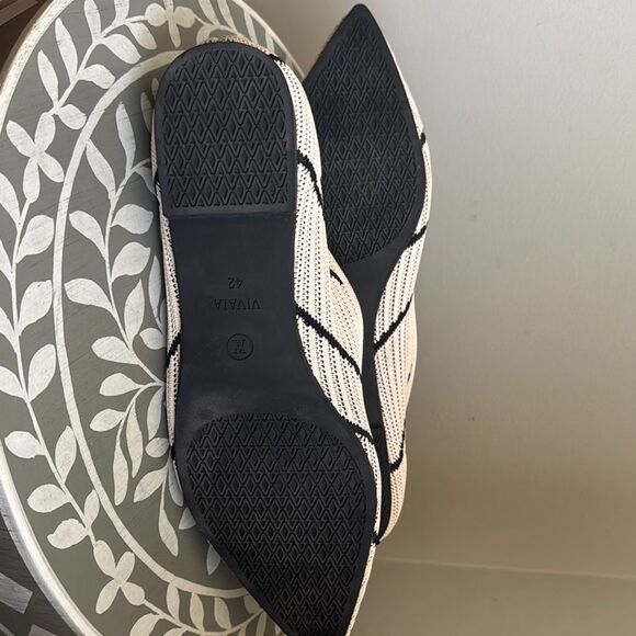 Vivaia Pointed Toe Striped Flats sz 42 - Picture 6 of 14